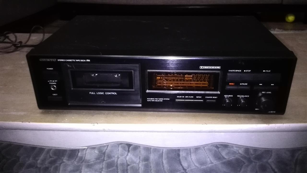 Onkyo-deck-casete