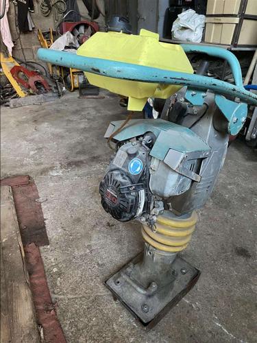 VIBRATOR 