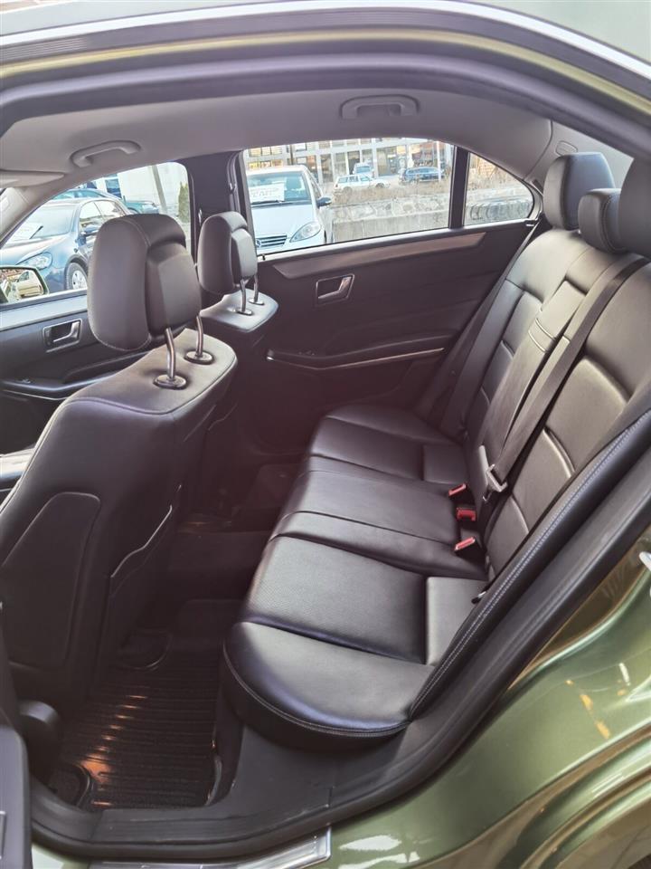 Mercedes-E200