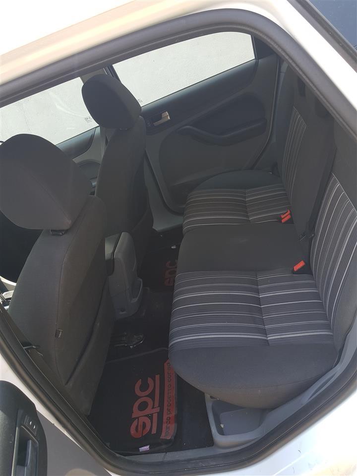 Ford-Focus-2-0-TDCI