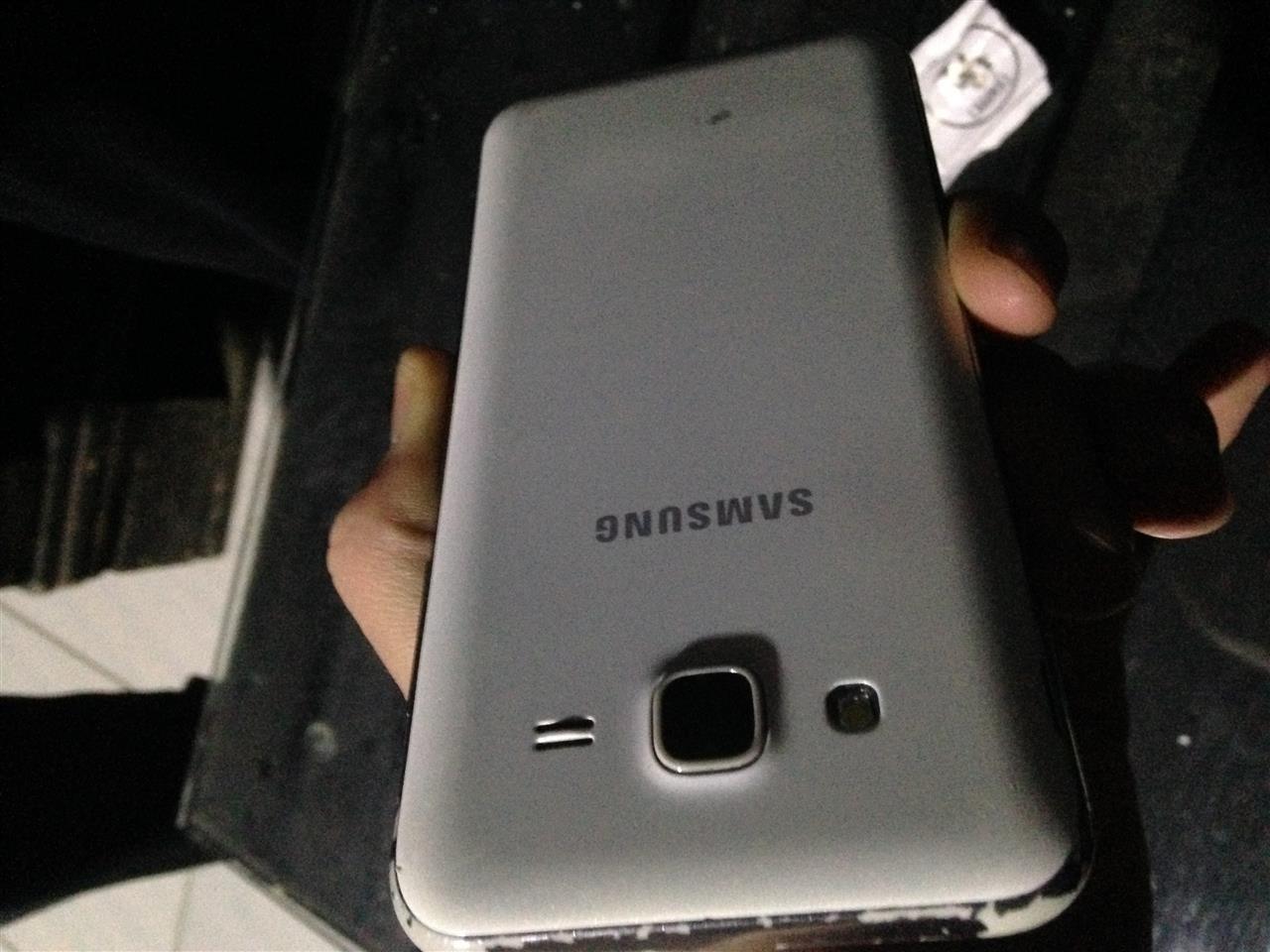 Samsung-j5