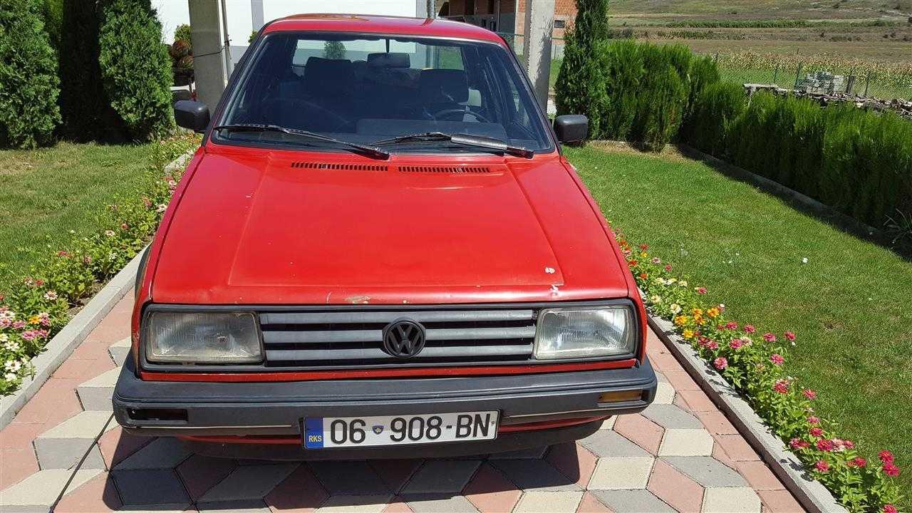 Shes-Jetta