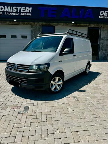 VW Transporter