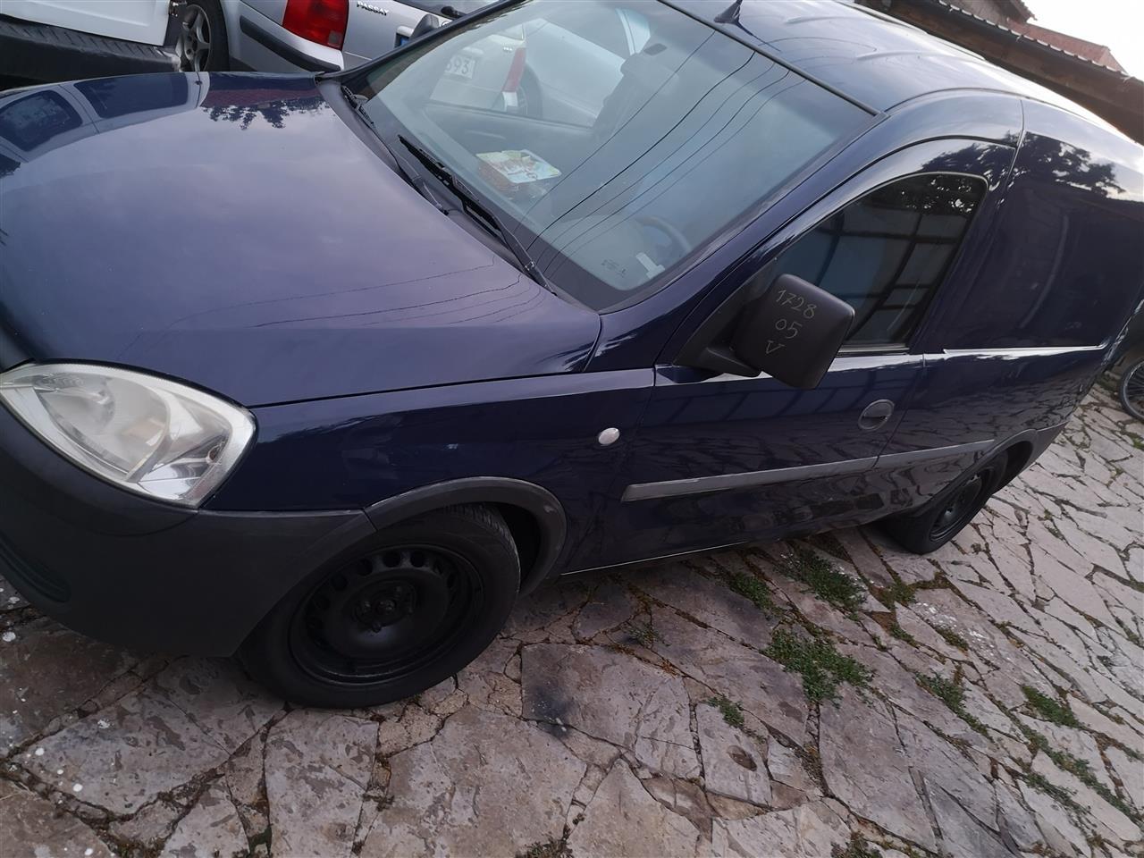 Opel-Combo-1-7-