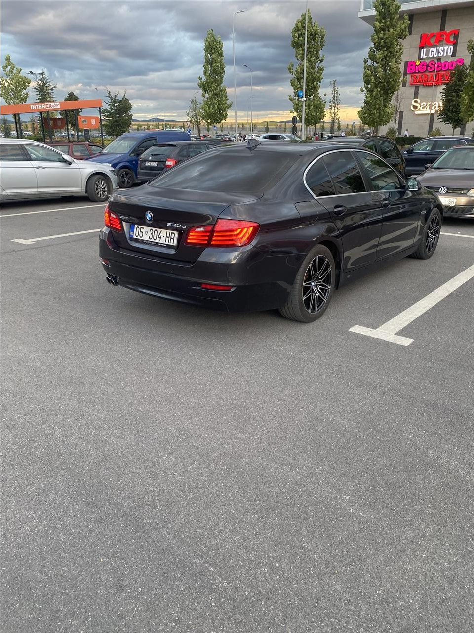 Shitet-bmw-f10-nga-zvicra