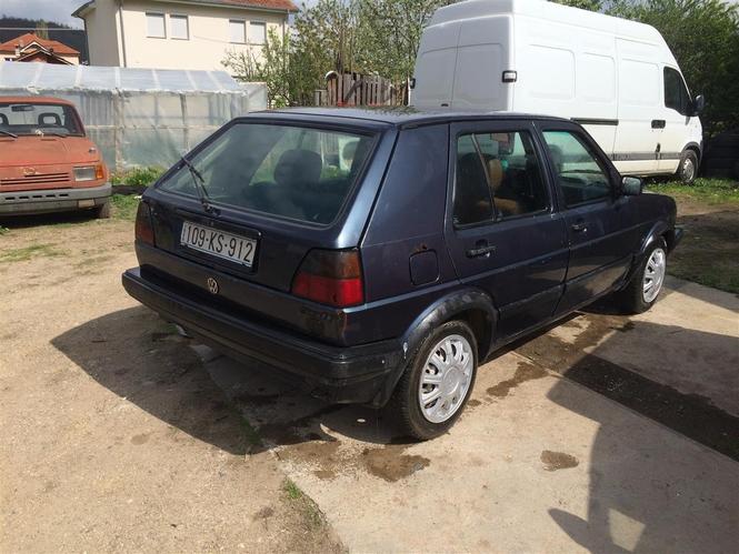 Golf 2 