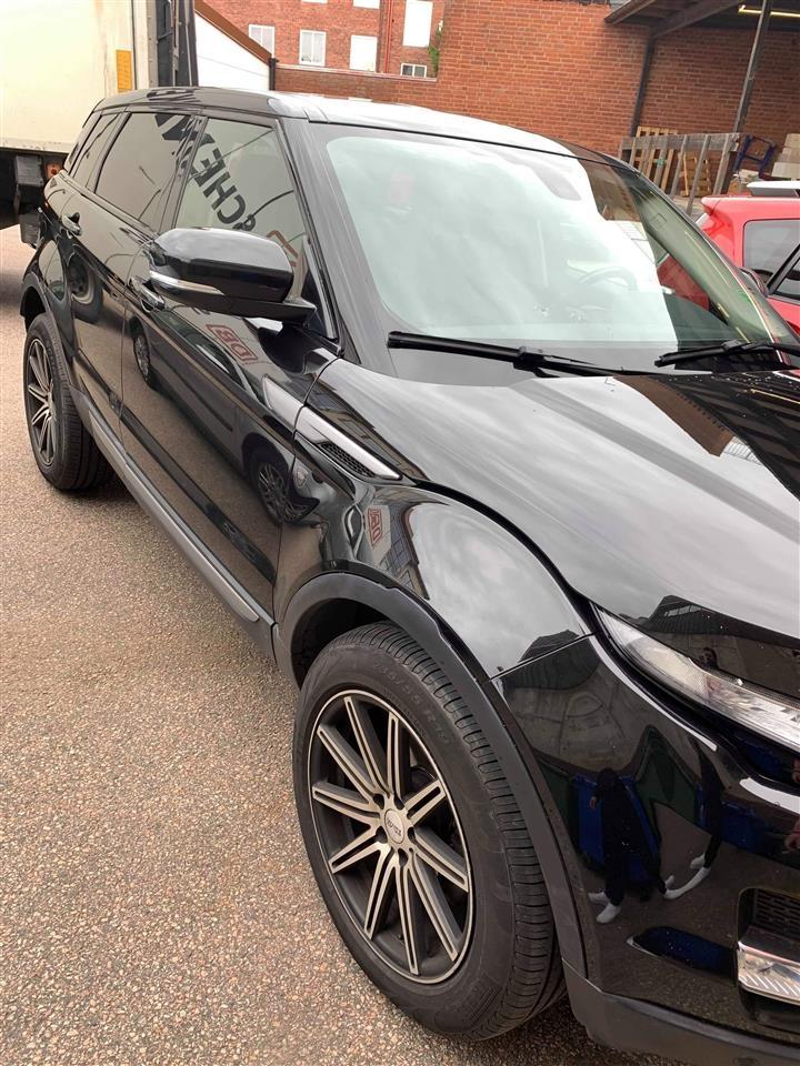 Range-Rover-evoque-
