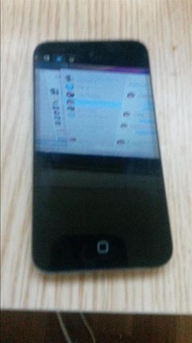 iPod touch 4