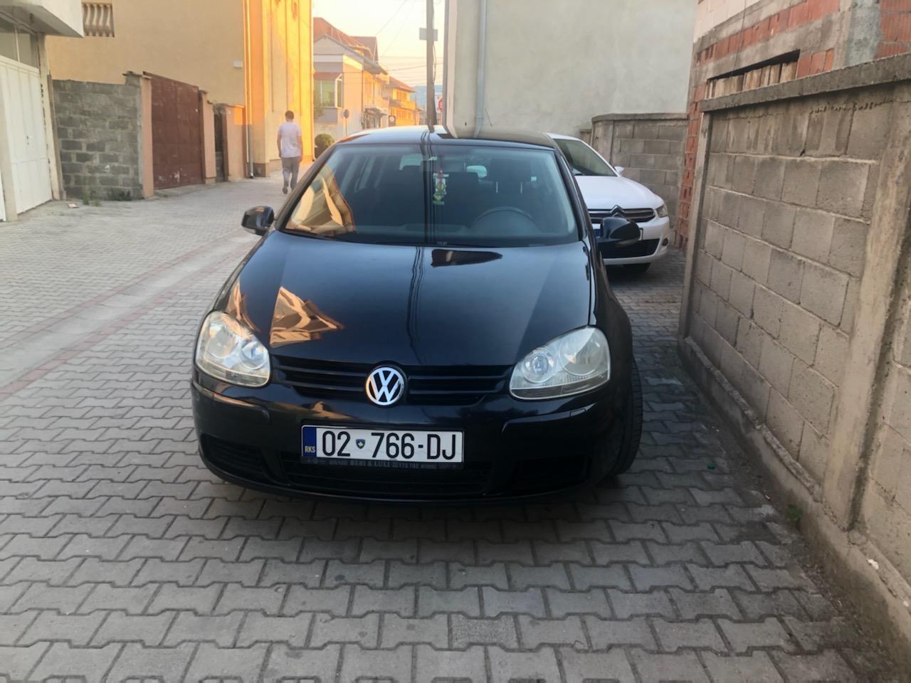 VW-Golf-5e-