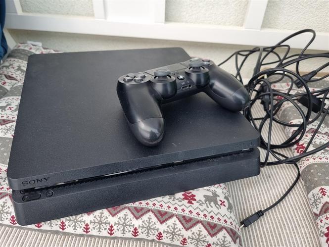 Shitet PS4 - slim