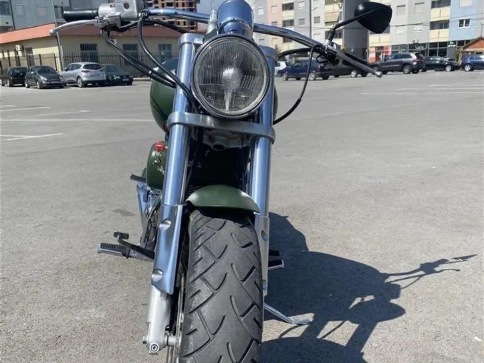 CHOPER-SUZUKI-800--