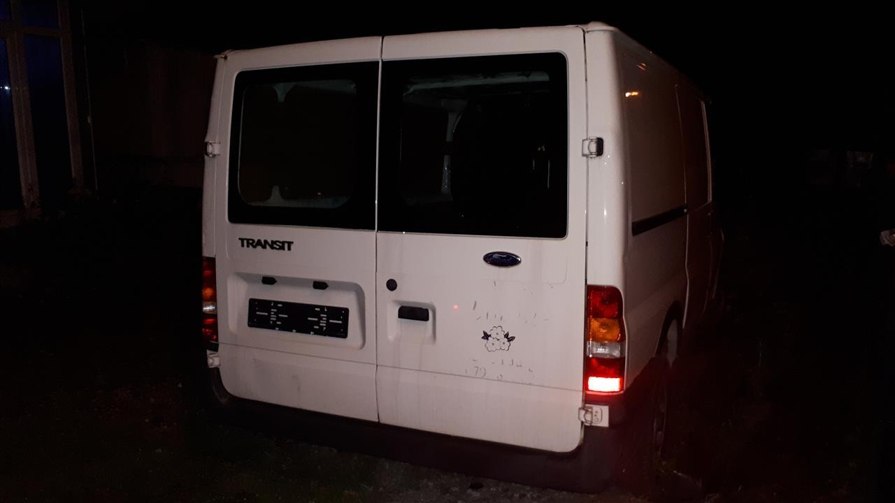 Shitet-Ford-Transit-