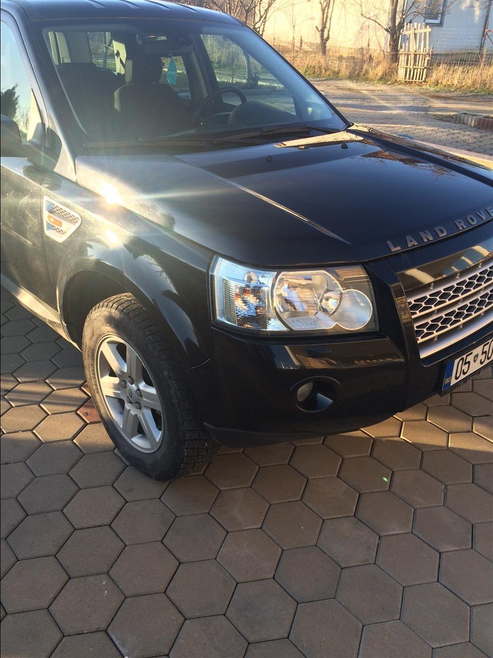 Land-Rover