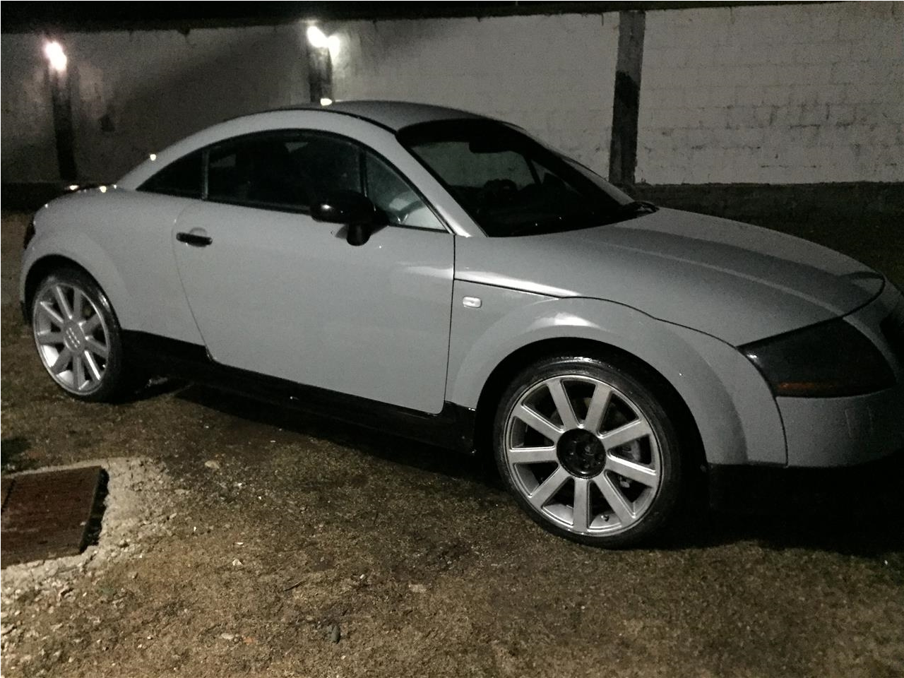 Audi-TT--