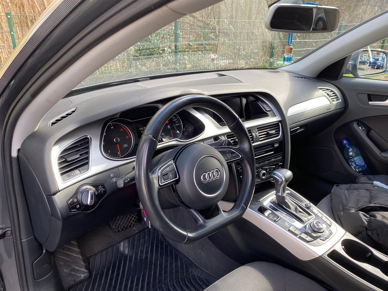 Shitet-Audi-A4