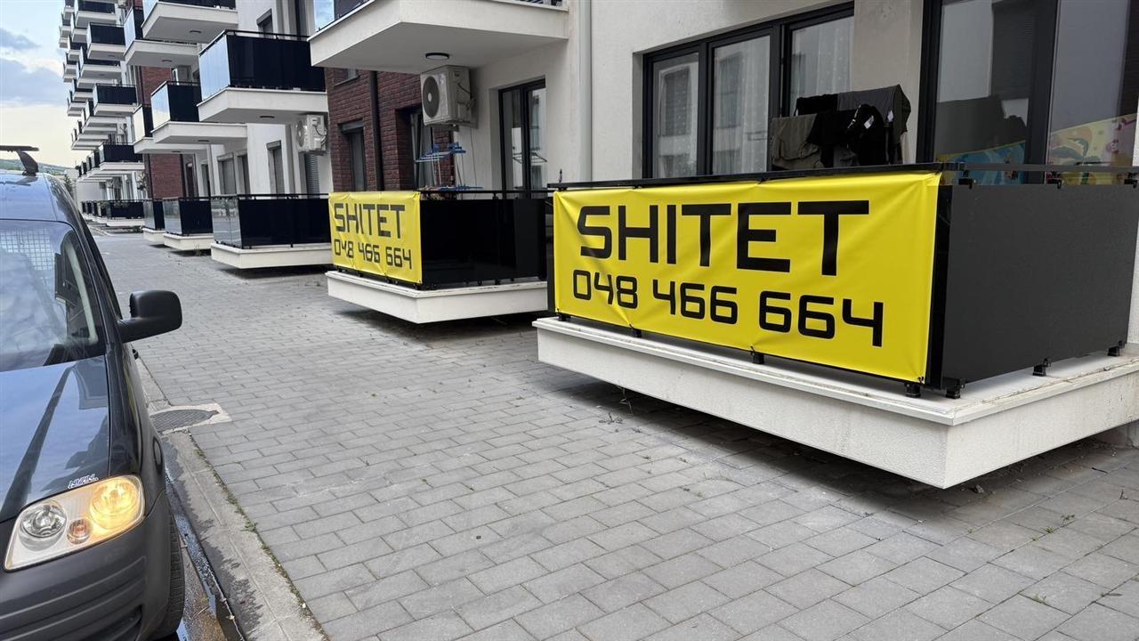 Shitet-banesa-72m2