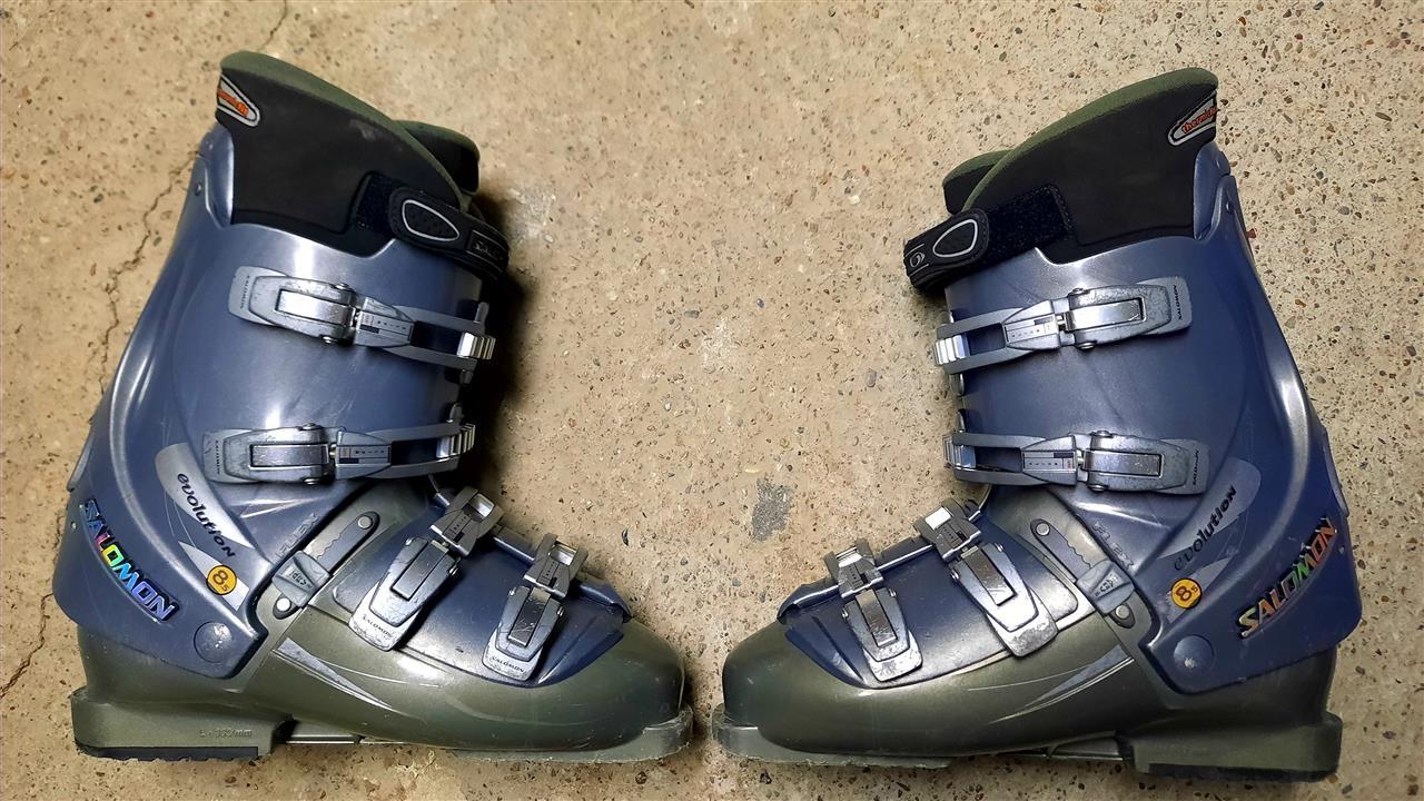 ski-boots