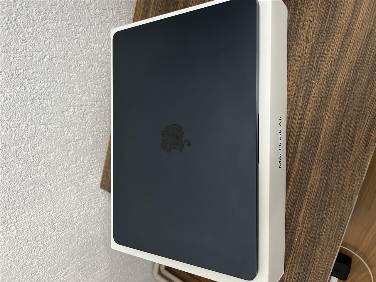 Macbook-Air-m2