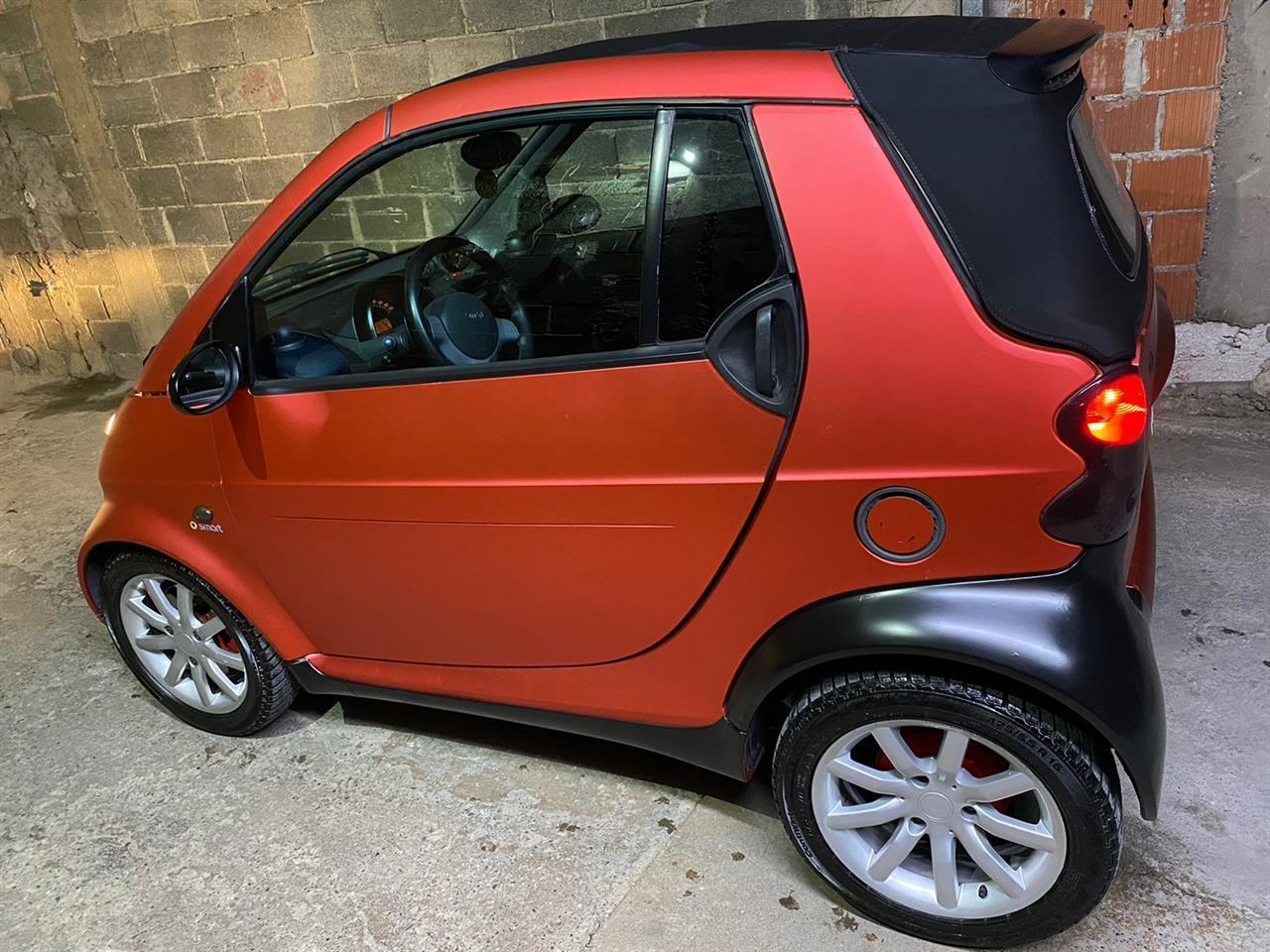 700C