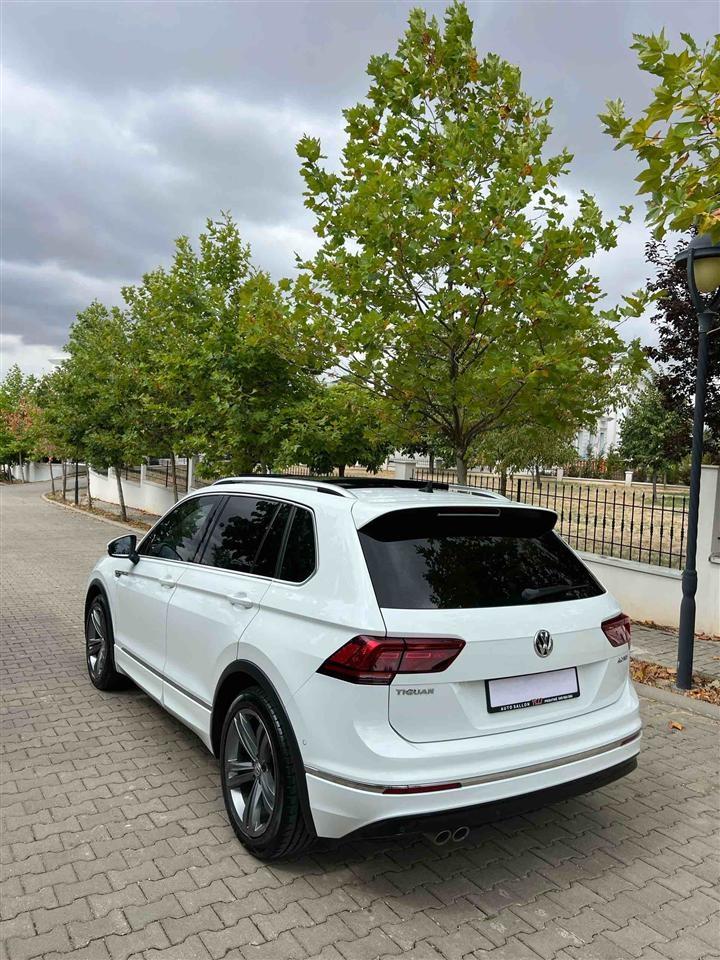 VW-TIGUAN-R-LINE-DSG