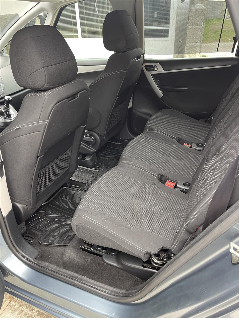Shitet-Citroen-C4-