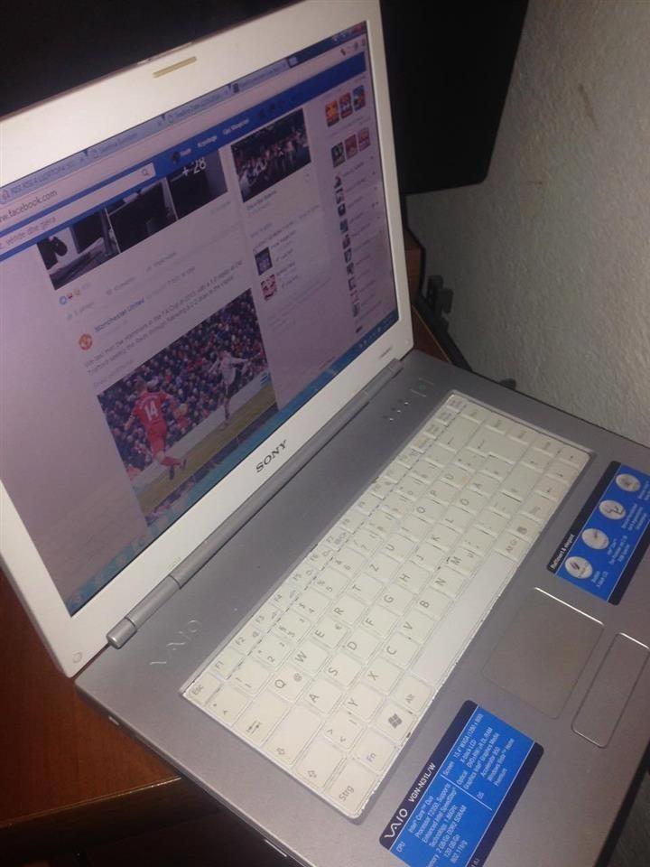 RISI-RISI---shiten-2-llaptopa---ipod--gratis-risi