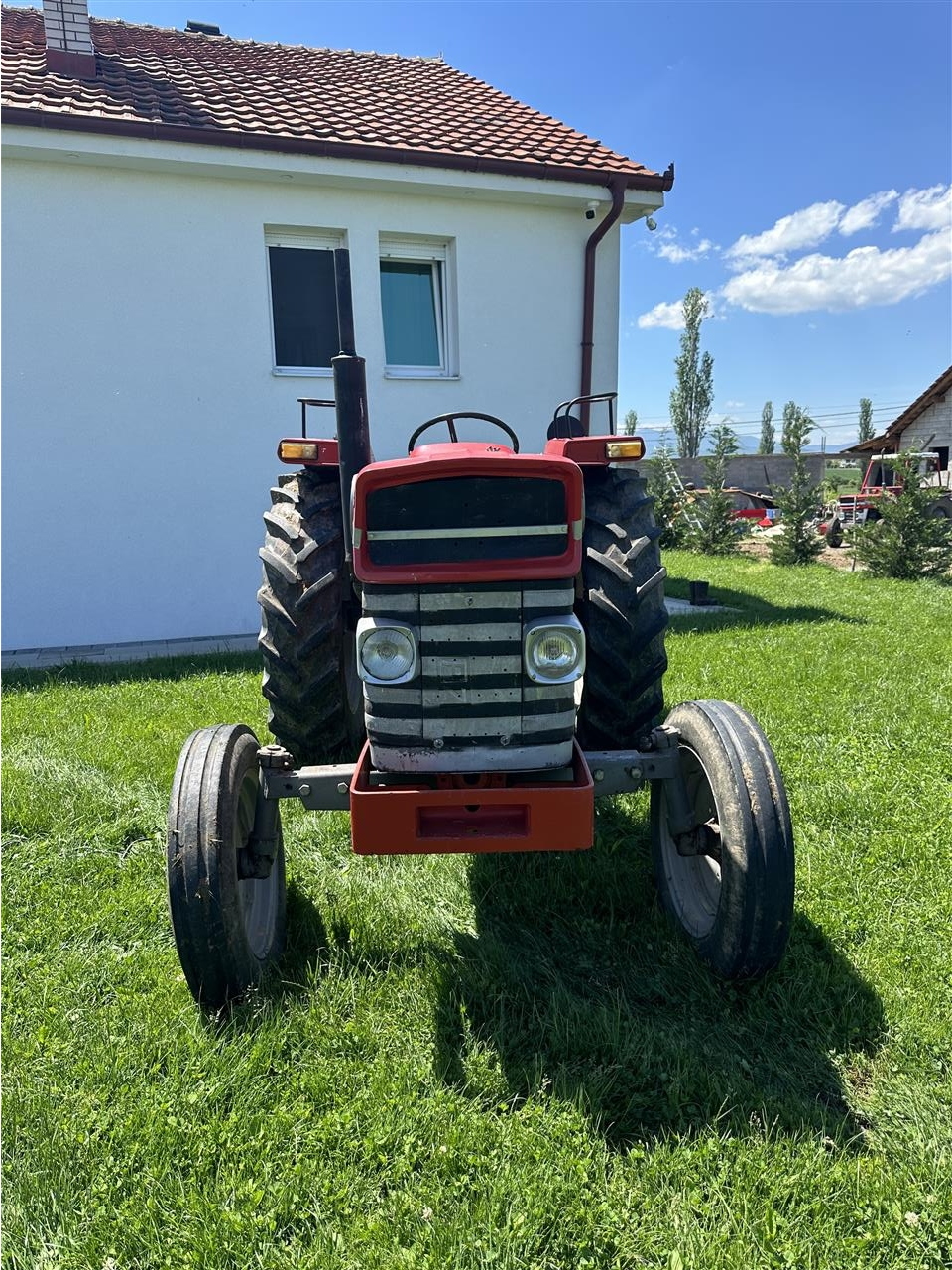 Massey-165-s