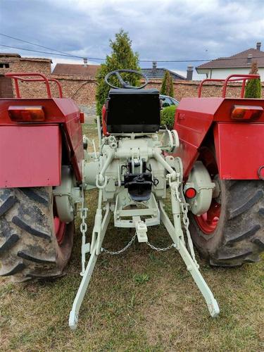 Traktor Zotor Model 4911