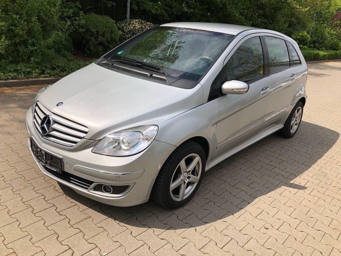 Mercedes-B