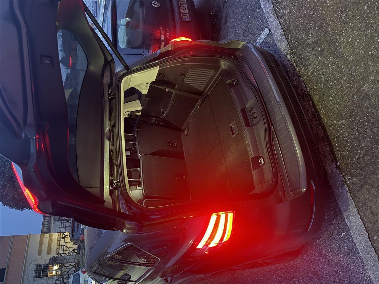 FORD-S-Max