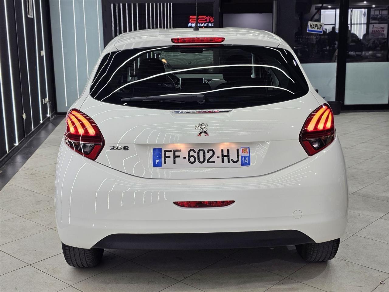 PEUGEOT-208-1-5-HDi-PREMIUM---2019