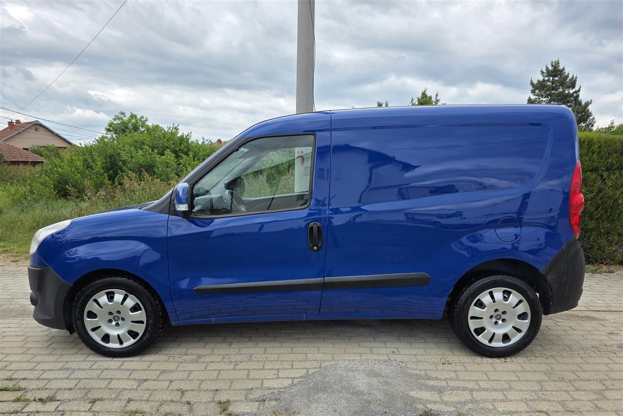 Fiat-Doblo-2-0d