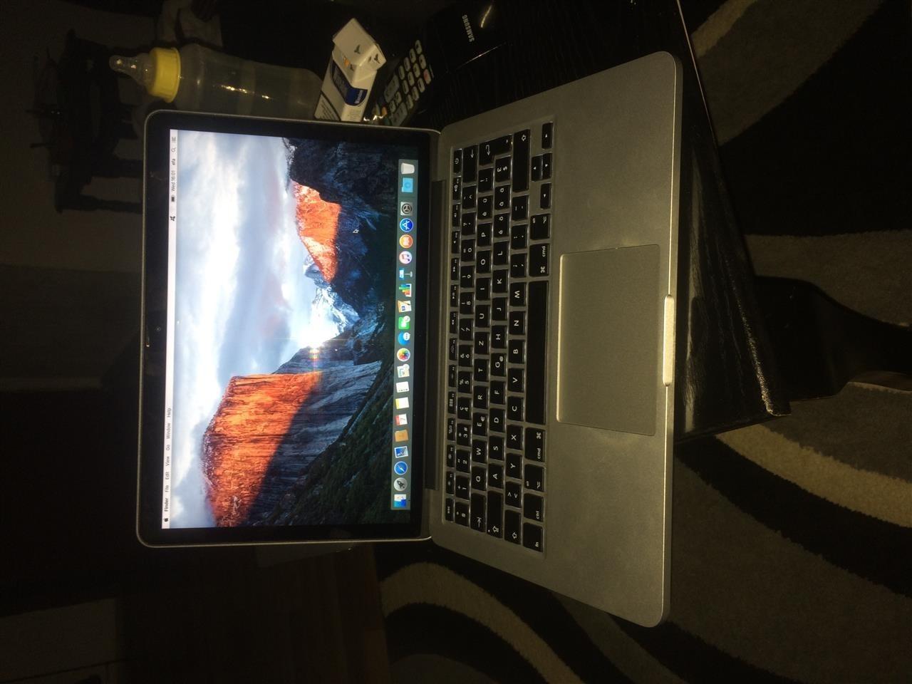 Llaptop-mac-book-pro