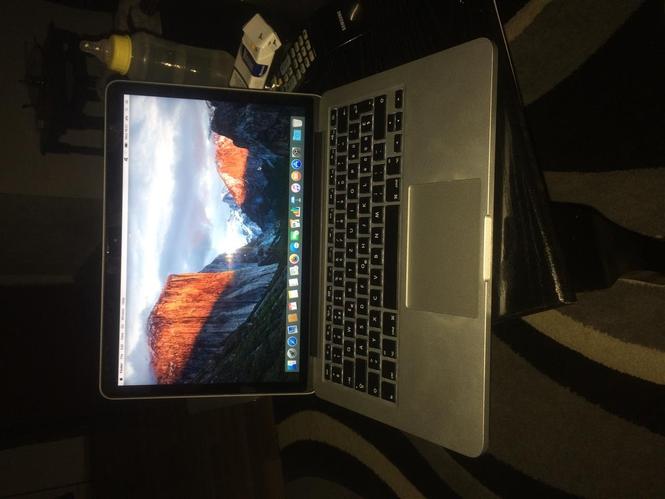 Llaptop mac book pro