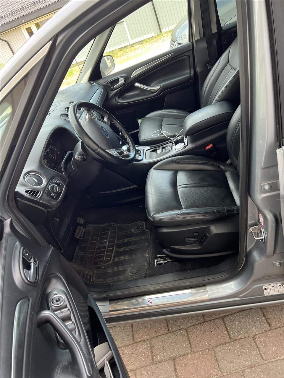 Ford-S-max-2015