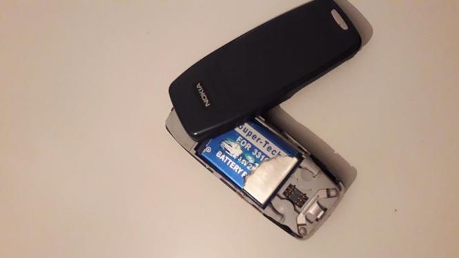 Nokia 3330