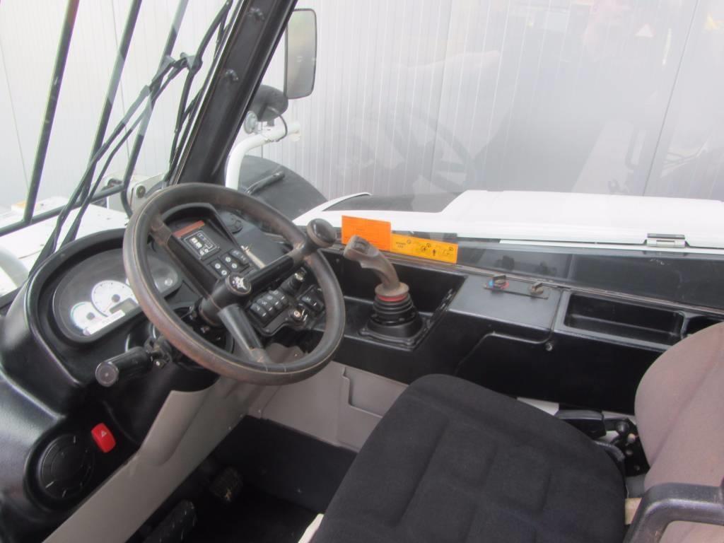 2012-Bobcat-T40170
