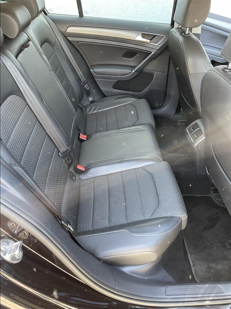 GOLF-7-DSG-
