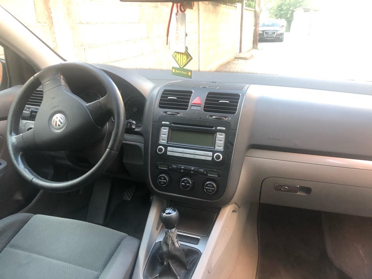 VW-Golf-5e-