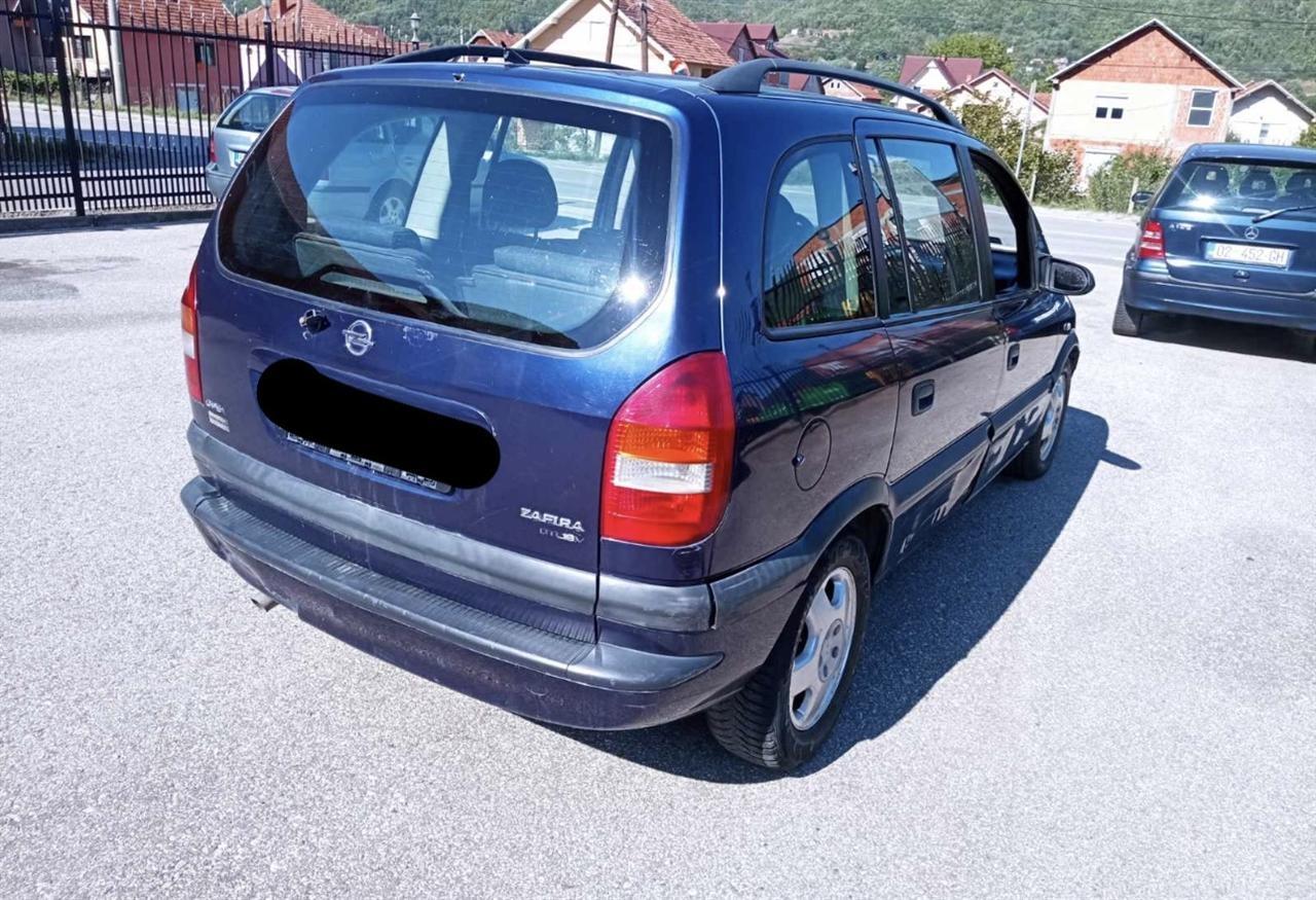 Opel-Zafira