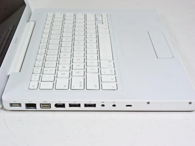 MacBook