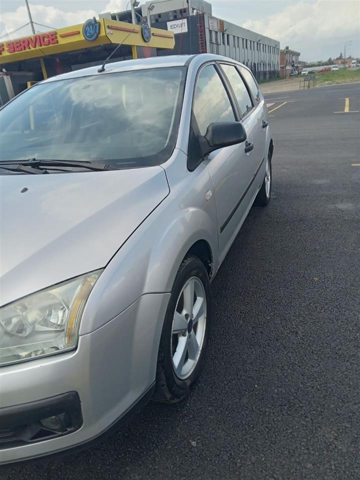 Shitet-Ford-Focus