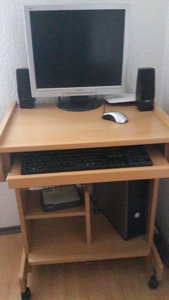 Kompjuter--PC-