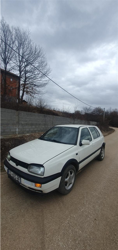 Golf 3 