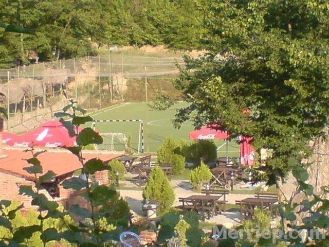 HOTEL-RESTAURANT