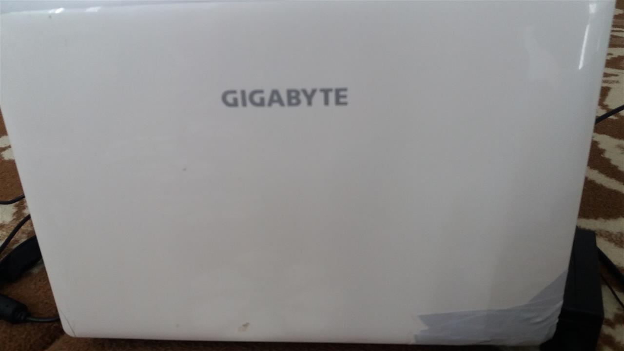 Laptop-Gigabyte-mini