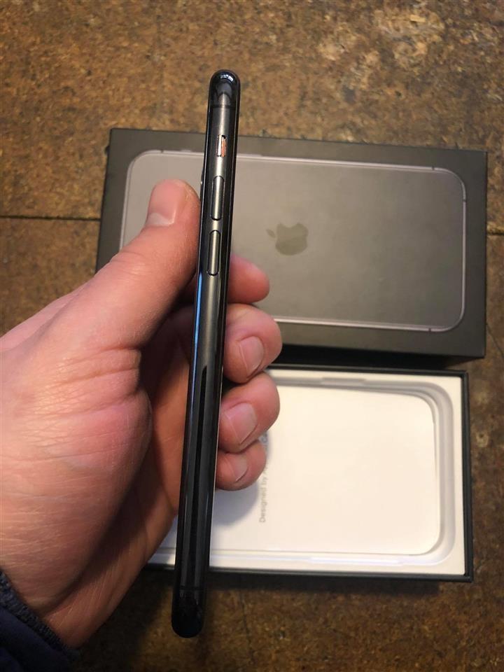 iphone-11-pro--U-SHIT-