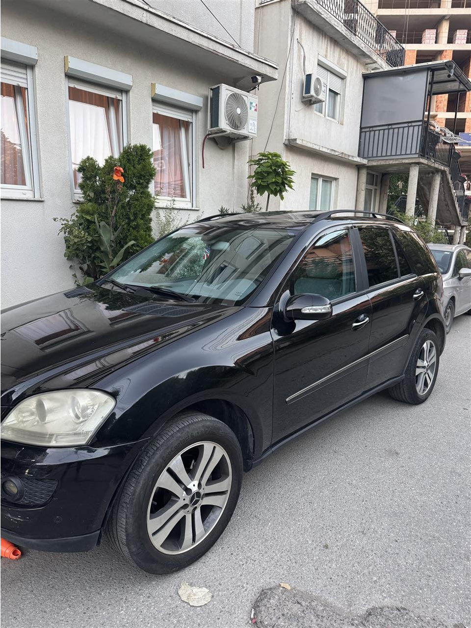 Mercedes-Ml-320-4-matic-RKS-10-muaj