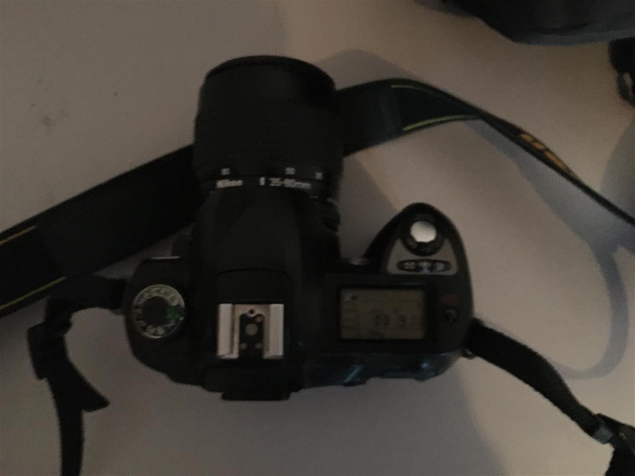 Nikon-D70-shitet