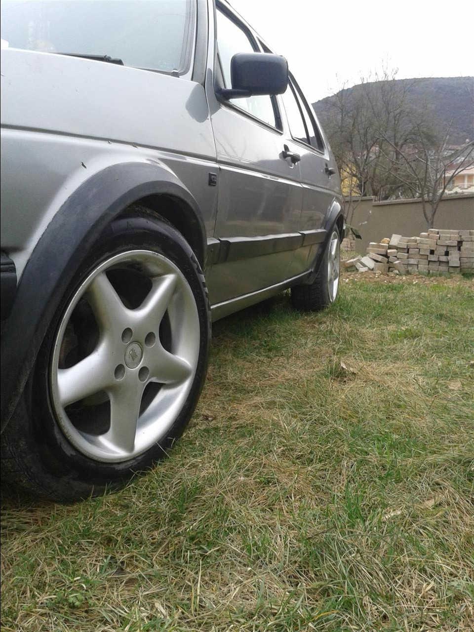 VW-Golf-2--90-